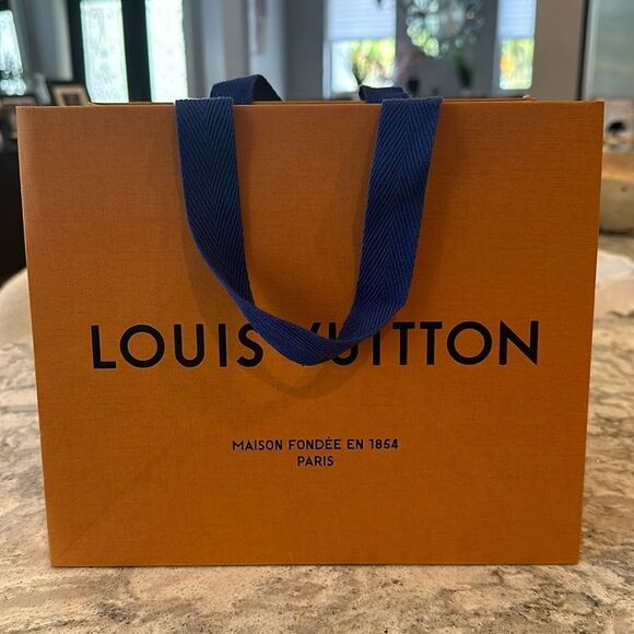 🛍️ Authentic Louis Vuitton Shopping Bag - 9.75” x 8.25” x 6” - Picture 1 of 5